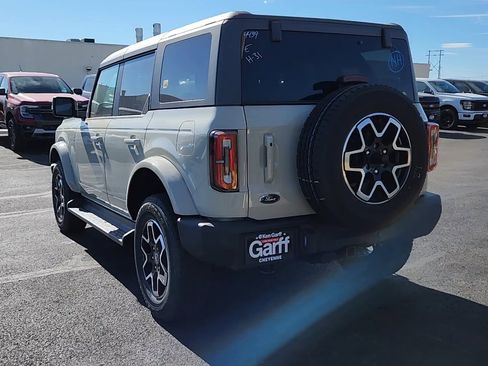 New 2025 Ford Bronco Outer Banks image 3