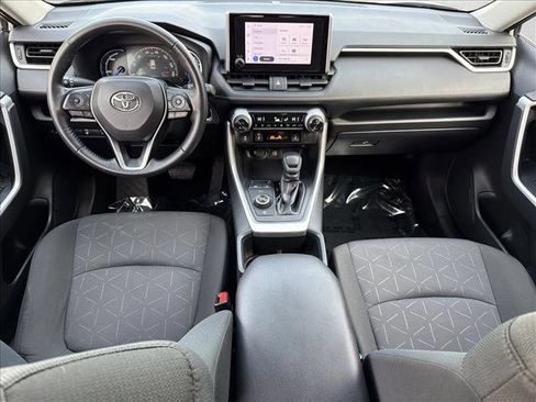 Certified 2024 Toyota RAV4 XLE image 25