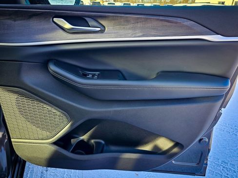 New 2025 Jeep Grand Cherokee Limited image 47