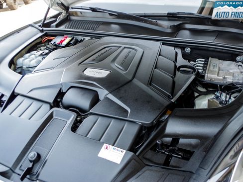 Used 2019 Porsche Cayenne S image 27