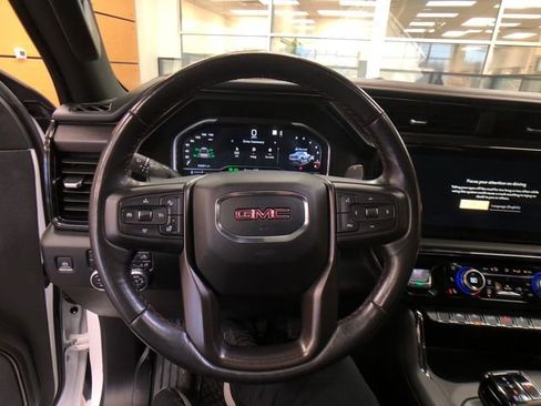 Used 2022 GMC Sierra 1500 AT4 w/ AT4 Preferred Package image 13