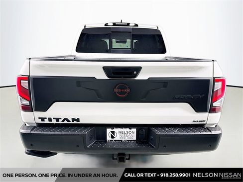 Certified 2023 Nissan Titan PRO-4X w/ Pro-4x Convenience Package image 6