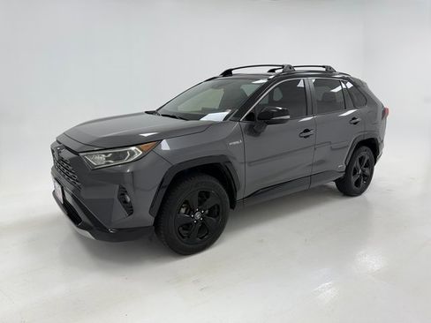 Used 2019 Toyota RAV4 XSE image 5