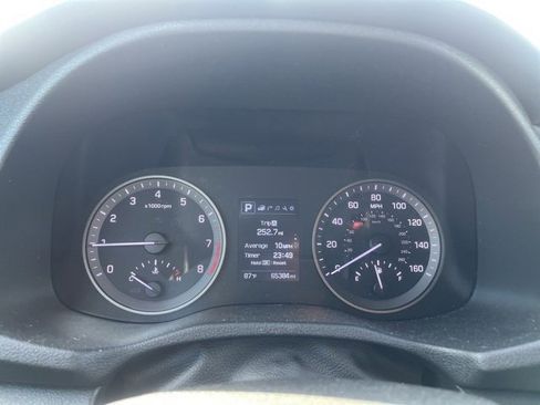 Used 2018 Hyundai Tucson Limited image 4
