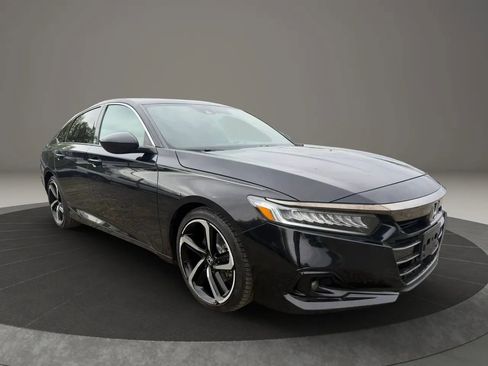 Used 2021 Honda Accord Sport image 3