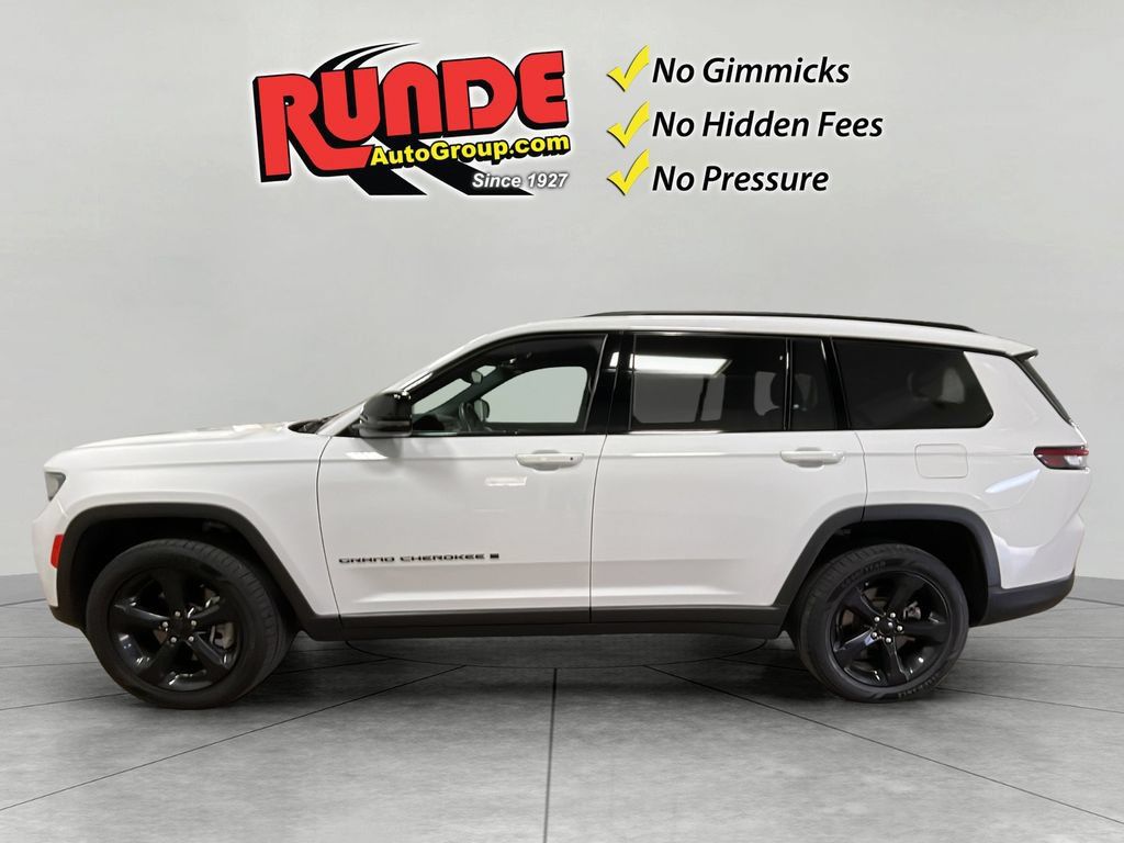 Used 2021 Jeep Grand Cherokee L Laredo AWD/4WD image 3