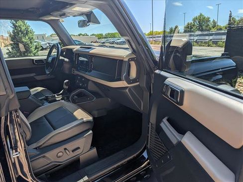 Used 2022 Ford Bronco Wildtrak AWD/4WD image 12