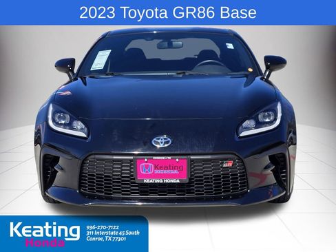 Used 2023 Toyota GR86 image 2