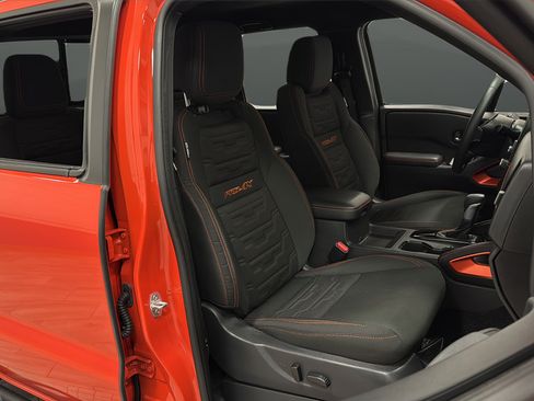 Used 2025 Nissan Frontier PRO-4X w/ Interior Protection Package AWD/4WD image 23