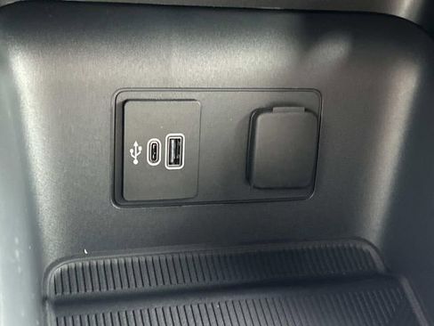 New 2026 Ford Explorer ST-Line w/ Premium Package image 32