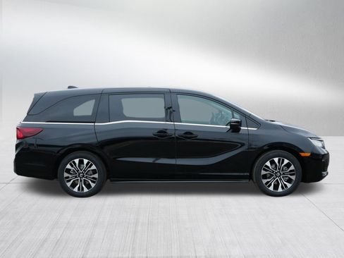 New 2026 Honda Odyssey Elite image 8