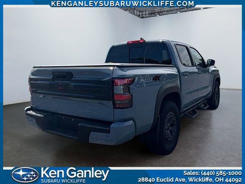 Used 2025 Nissan Frontier PRO-4X AWD/4WD image 5