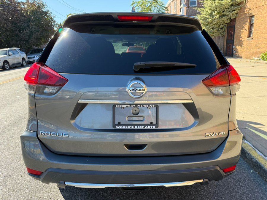 Used 2018 Nissan Rogue SV AWD/4WD image 5