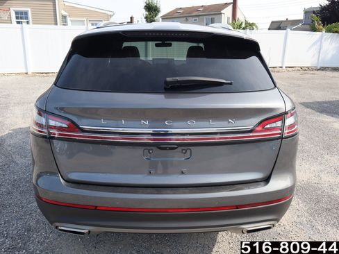 Used 2022 Lincoln Nautilus Reserve image 8