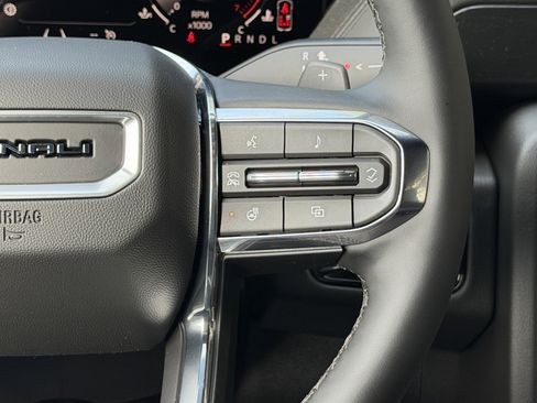 New 2026 GMC Yukon Denali w/ Sun & Power Step Package image 42