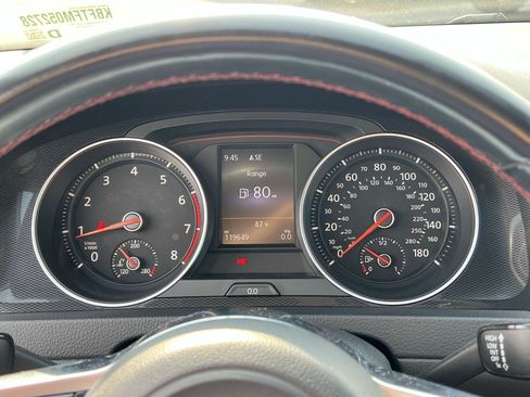 Used 2015 Volkswagen GTI S FWD image 17