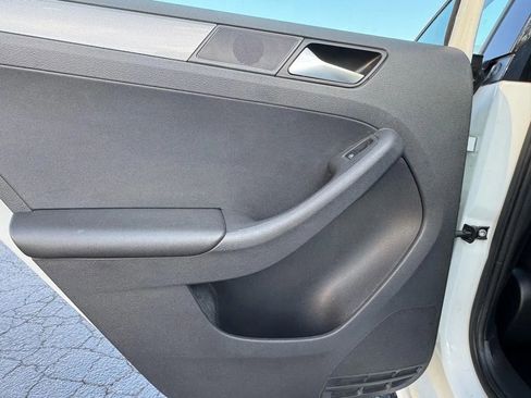 Used 2018 Volkswagen Jetta S FWD image 25