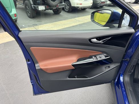 Certified 2021 Volkswagen ID.4 Pro S image 13