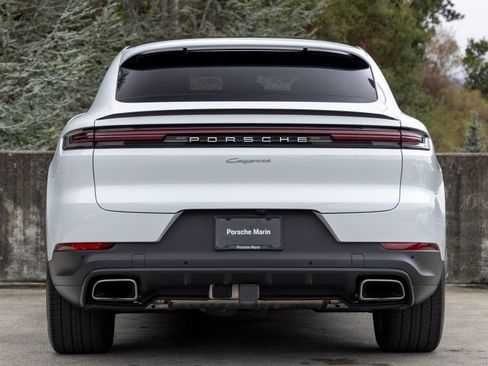 Certified 2026 Porsche Cayenne Coupe AWD/4WD image 10
