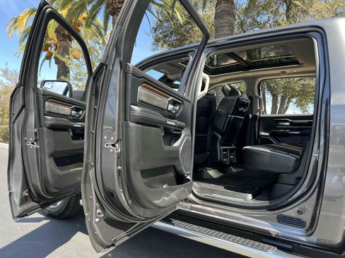 Used 2022 RAM 1500 Laramie RWD image 60