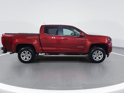 Used 2016 Chevrolet Colorado LT w/ LT Convenience Package image 2