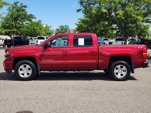 Used 2018 Chevrolet Silverado 1500 LT w/ All Star Edition AWD/4WD image 33