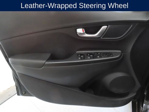 Used 2023 Hyundai Kona SEL w/ Convenience Package FWD image 10