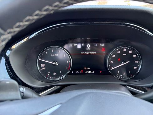 Used 2023 Buick Envision Avenir image 17