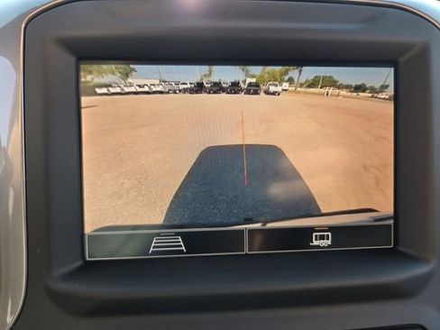 Used 2022 Chevrolet Silverado 1500 Custom RWD image 26