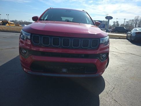 Used 2023 Jeep Compass Limited image 8