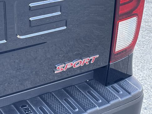 Certified 2025 Honda Ridgeline Sport image 19