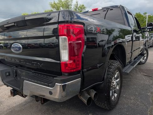 Used 2019 Ford F250 Lariat w/ Lariat Ultimate Package AWD/4WD image 9
