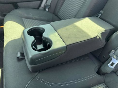 Used 2019 Dodge Charger SXT w/ Blacktop Package image 9