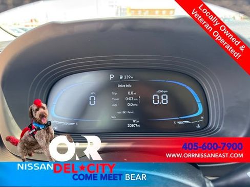 Used 2025 Hyundai Venue SEL FWD image 21