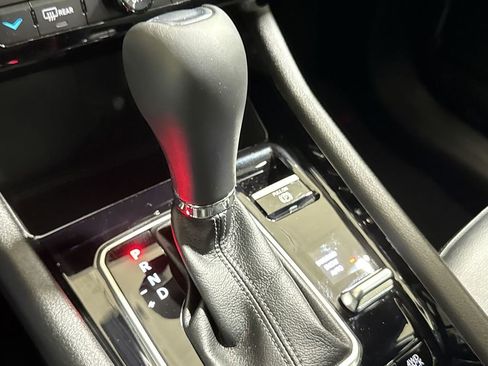 New 2026 Jeep Compass Latitude image 17