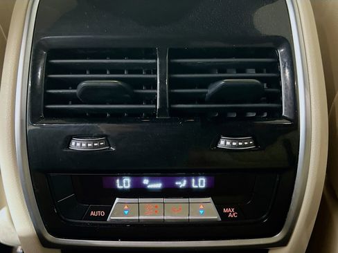 Used 2019 BMW X5 xDrive40i w/ Convenience Package image 19