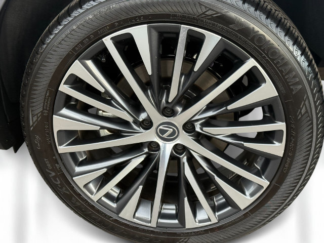 Certified 2023 Lexus RX 350 Premium Plus w/ Cold Area Package AWD/4WD image 10