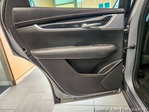 Certified 2024 Cadillac XT5 Premium Luxury w/ LPO, Floor Liner Package AWD/4WD image 21