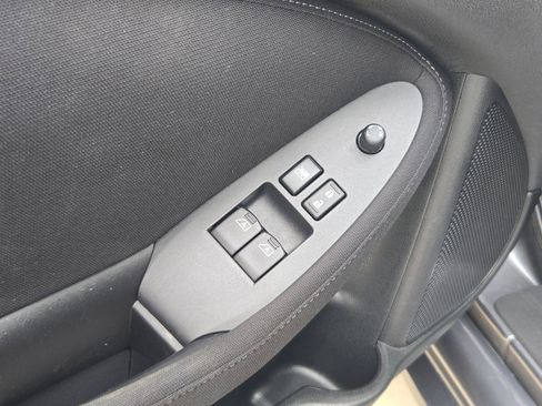 Used 2016 Nissan 370Z Coupe image 12