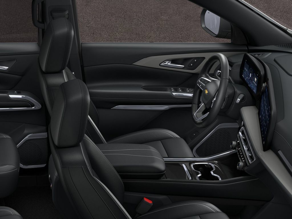 New 2027 Chevrolet Traverse LT w/ Sun and Wheel Package FWD image 12
