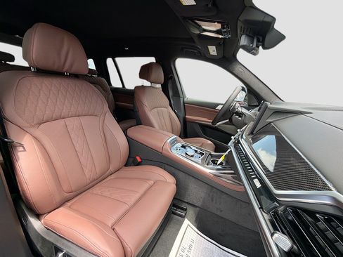 New 2027 BMW X7 M60i AWD/4WD image 15