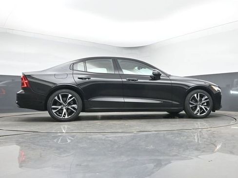 Used 2024 Volvo S60 B5 Plus w/ Climate Package AWD/4WD image 43