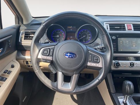 Used 2017 Subaru Outback 2.5i Limited AWD/4WD image 13