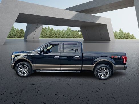 Used 2016 Ford F150 Lariat image 9