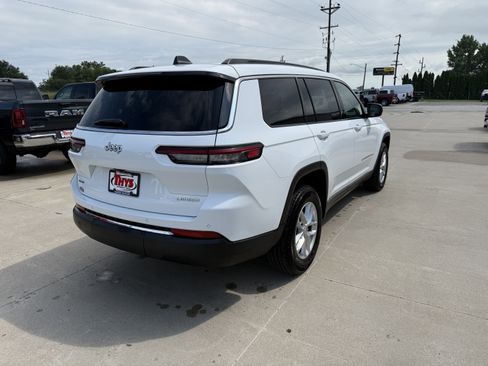 Used 2025 Jeep Grand Cherokee L Laredo w/ Luxury Tech Group I AWD/4WD image 36
