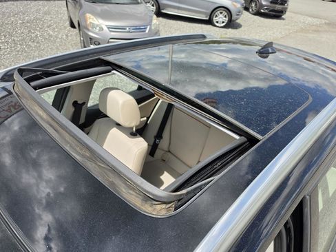 Used 2015 BMW X1 sDrive28i RWD image 18