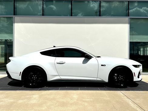 Used 2025 Ford Mustang GT w/ Mustang Nite Pony Package RWD image 3