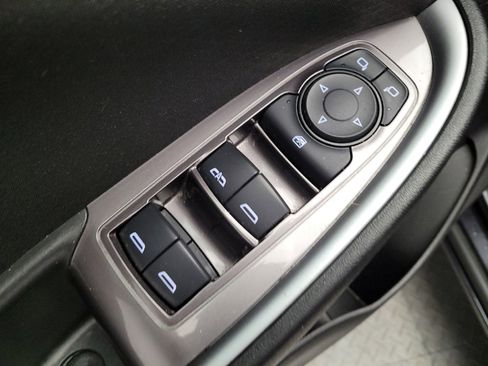 Used 2023 Chevrolet Malibu LT FWD image 27