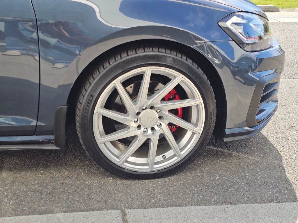 Used 2018 Volkswagen GTI S FWD image 9