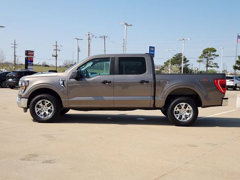 Used 2023 Ford F150 XLT image 5
